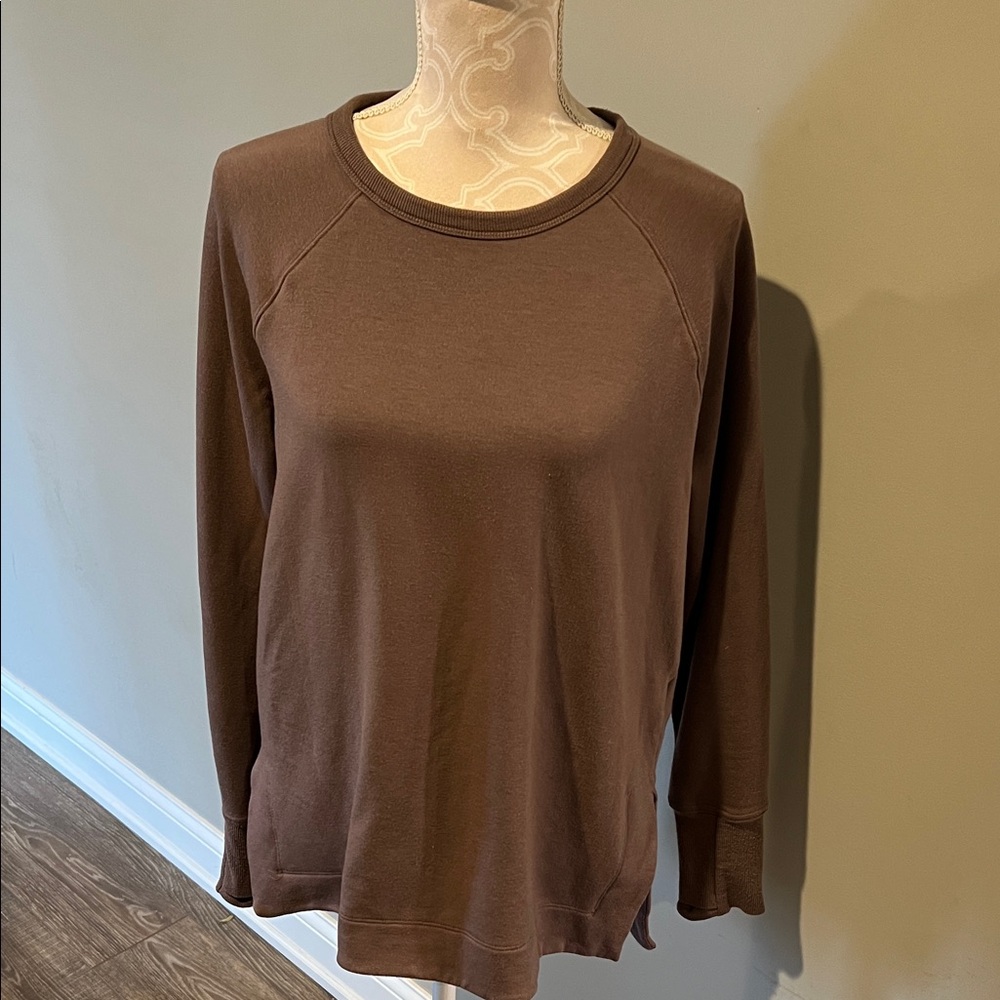 Women's Athleta crewneck
